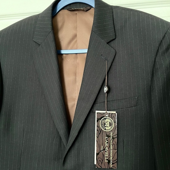 Mens 2 Piece Suit - Picture 4 of 6